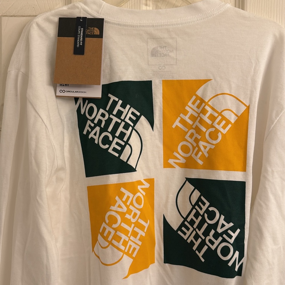 The North Face Men’s Long-sleeve Shirt